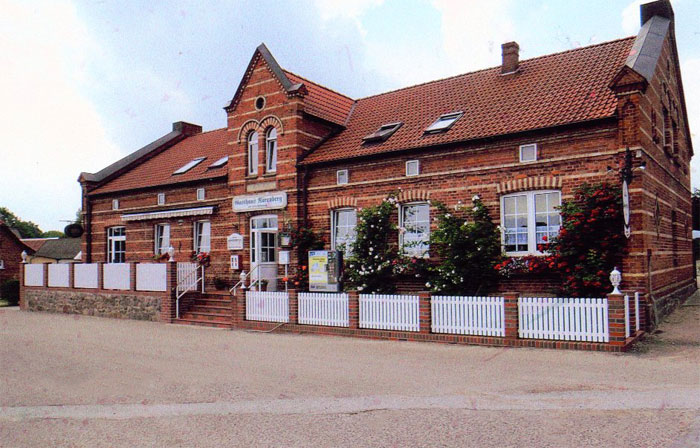 Außenansicht des Gasthauses Nörenberg in Kittendorf